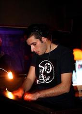 DJ/VJ парти с КEi & RJ Fischer